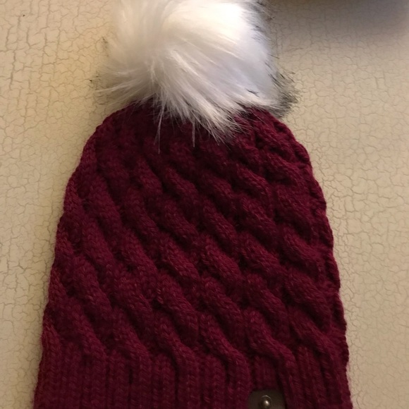 Hand Knitted Touque. Multiple colours available. - Picture 10 of 10